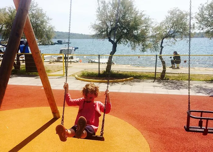 Apartament Primasrima *